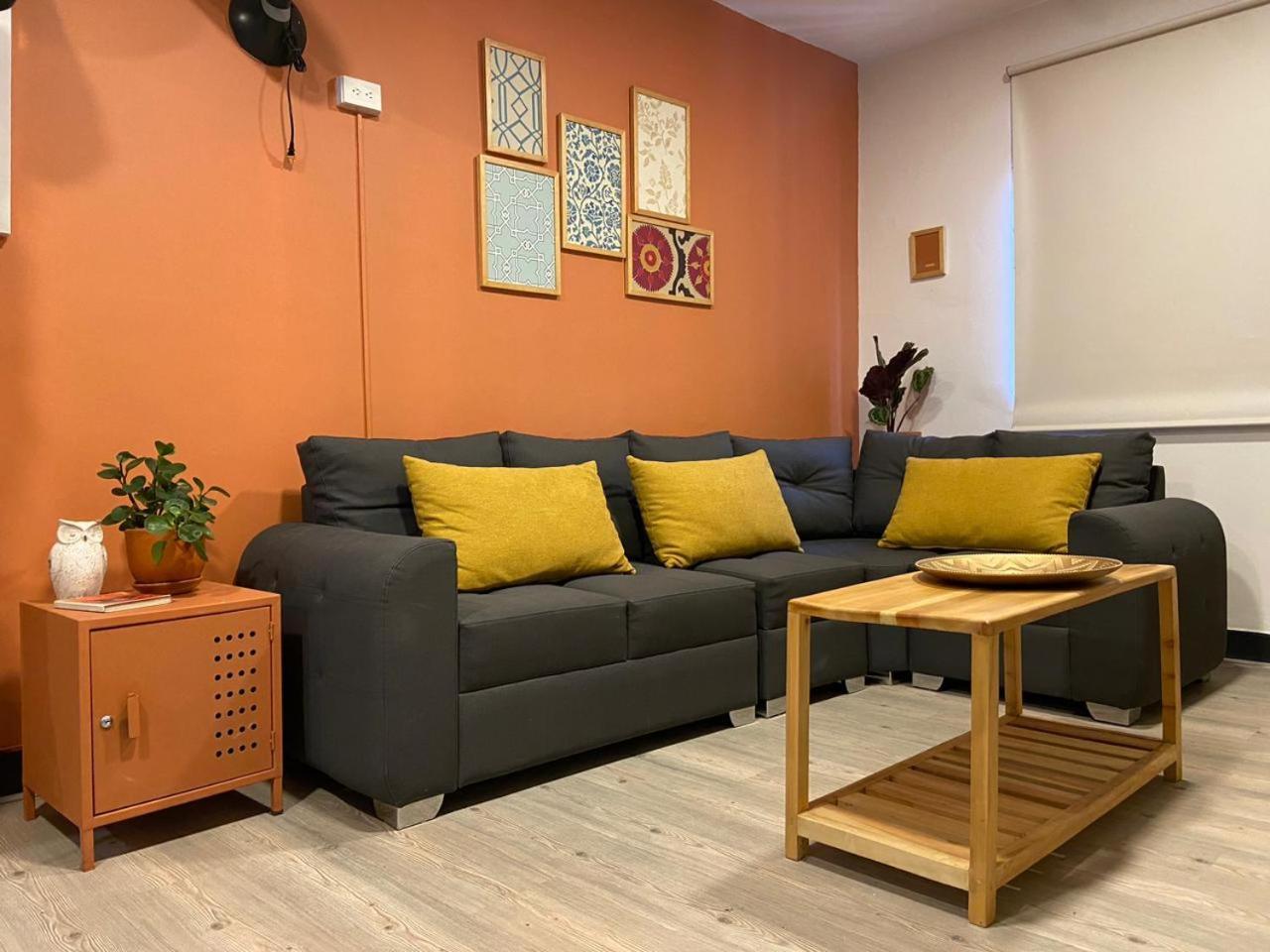 Apartments In La Seventy 메딜린 외부 사진
