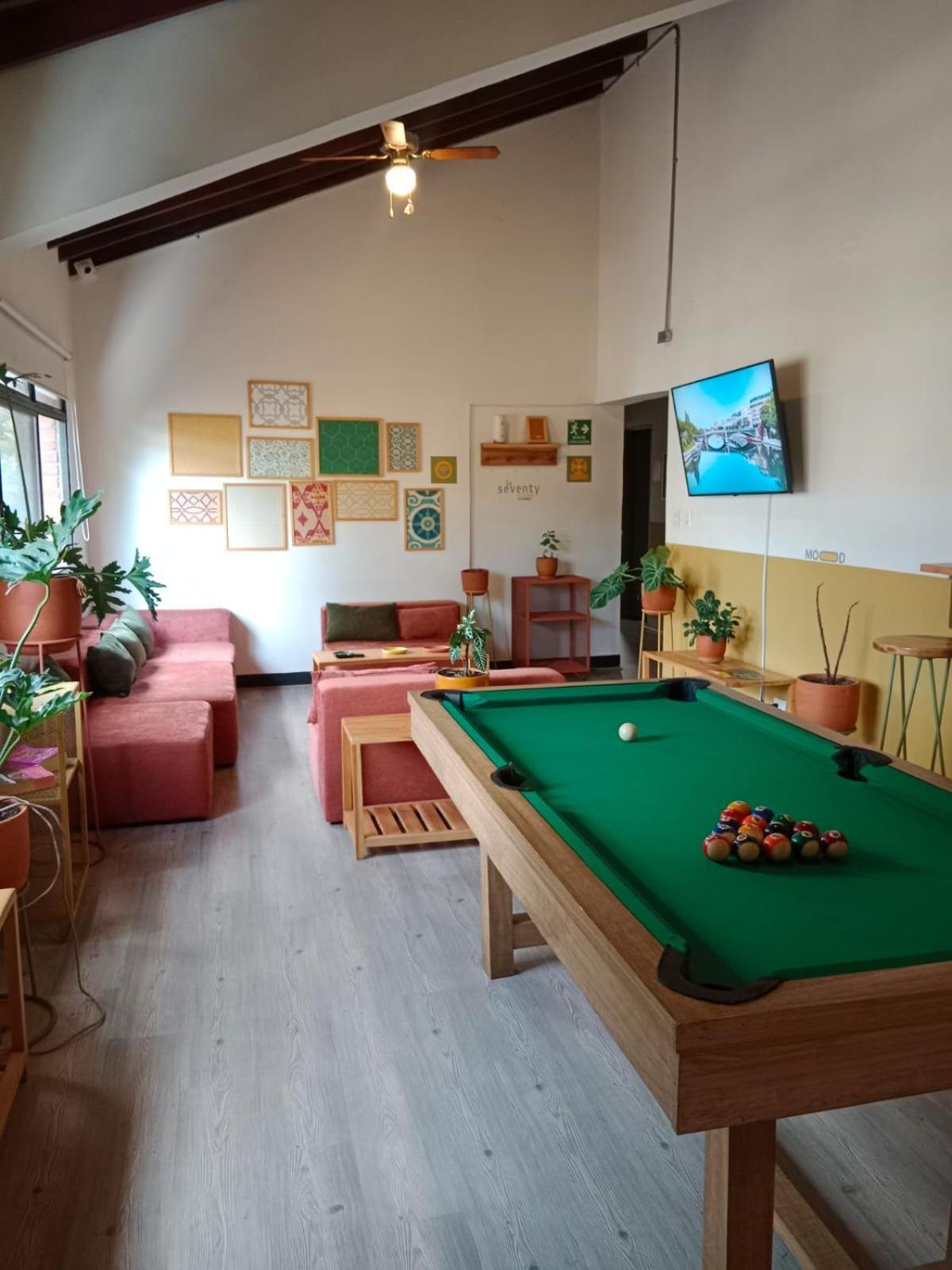 Apartments In La Seventy 메딜린 외부 사진